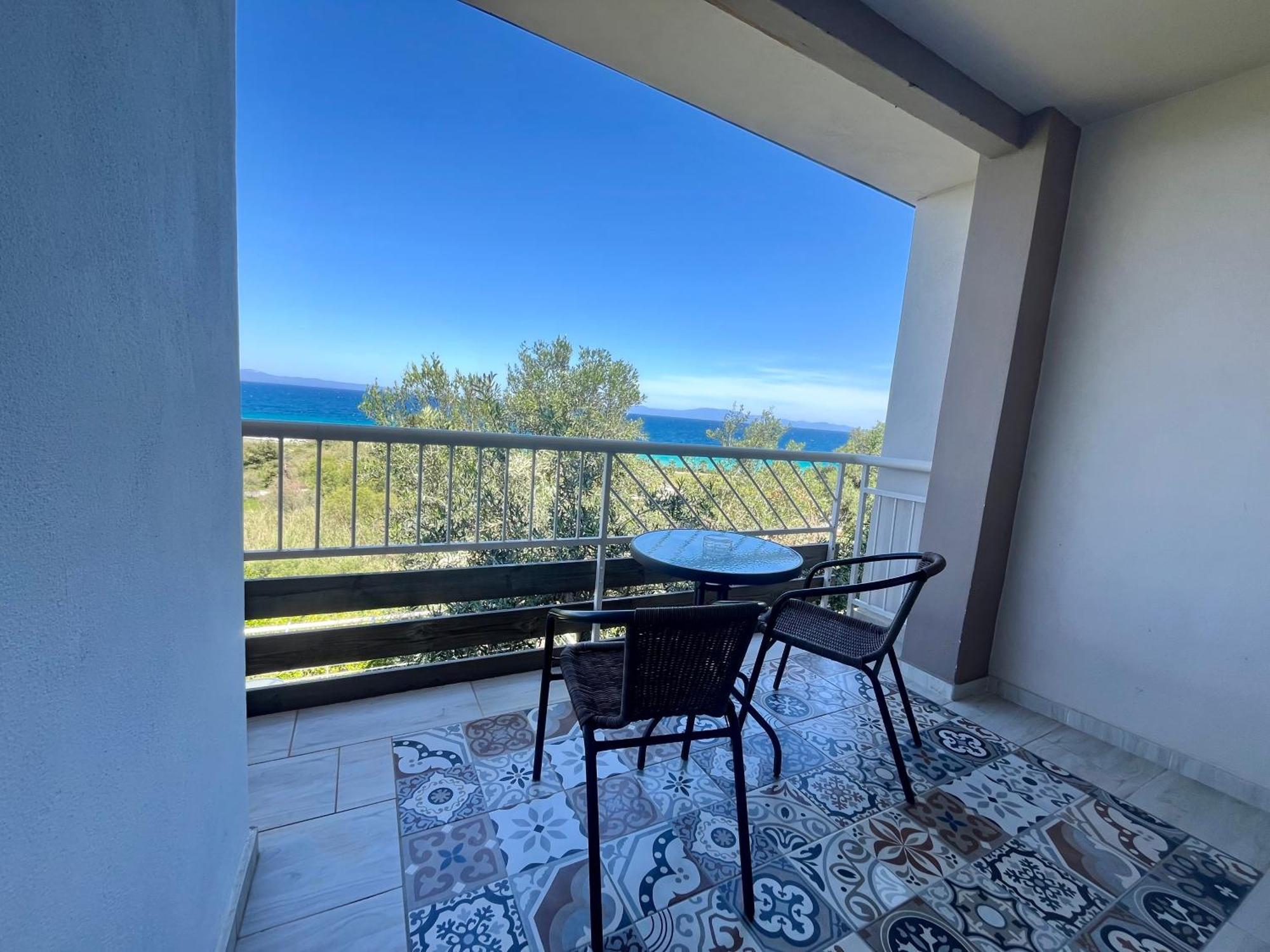 The Beach House - Apartments & Studios (Adults Only) Афітос Екстер'єр фото