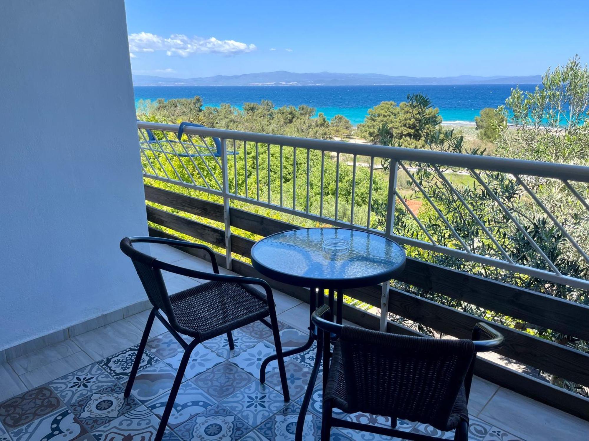 The Beach House - Apartments & Studios (Adults Only) Афітос Екстер'єр фото